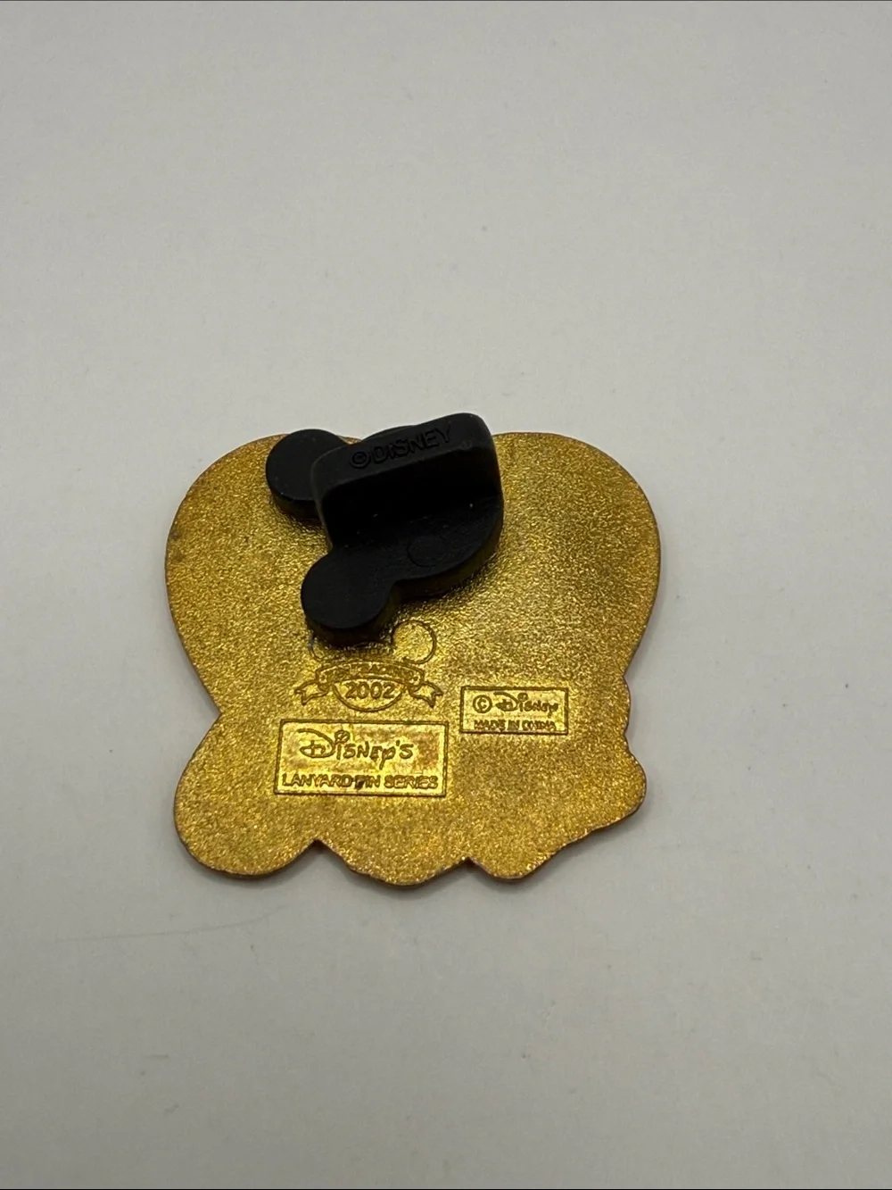 Vintage Disney Gold Tone Purple Heart Aladdin Enamel Collector’s Statement Pin